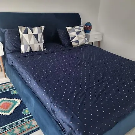Aquamarine Apartment