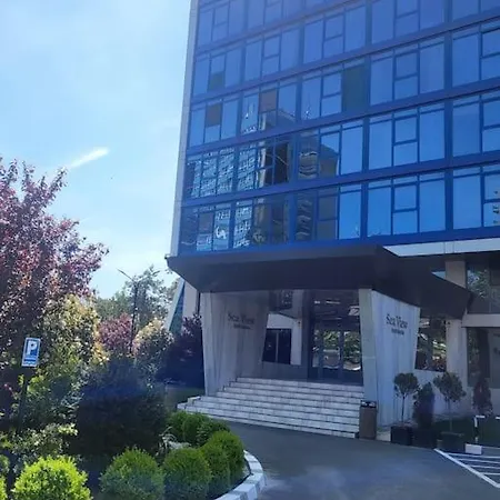 Aquamarine Apartment
